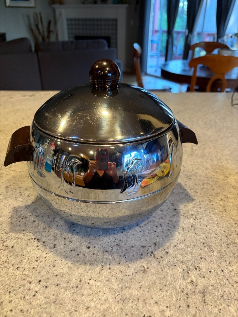 Vintage West Bend Penguin Hot/Cold Ice Bucket-MCM Chrome&Genuine Bakelite Handle